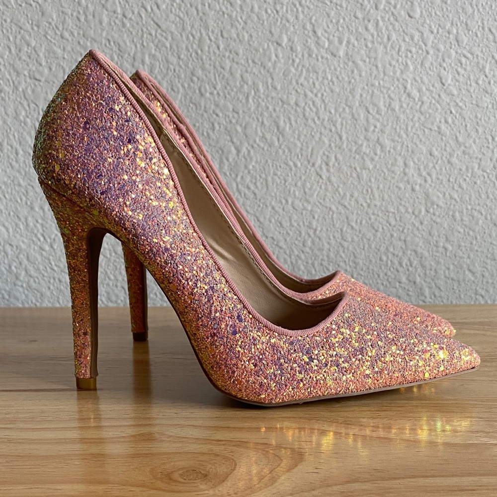 Qupid Womens Pink Glitter Heels